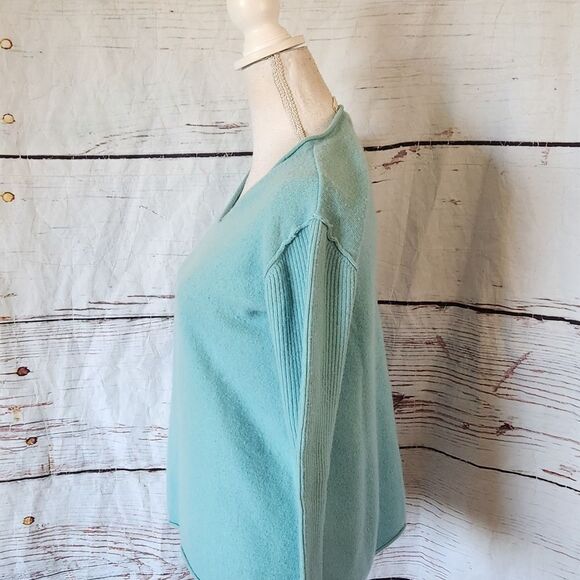 Sundance Cashmere V Neck Sweater Size Small - Picture 3 of 5